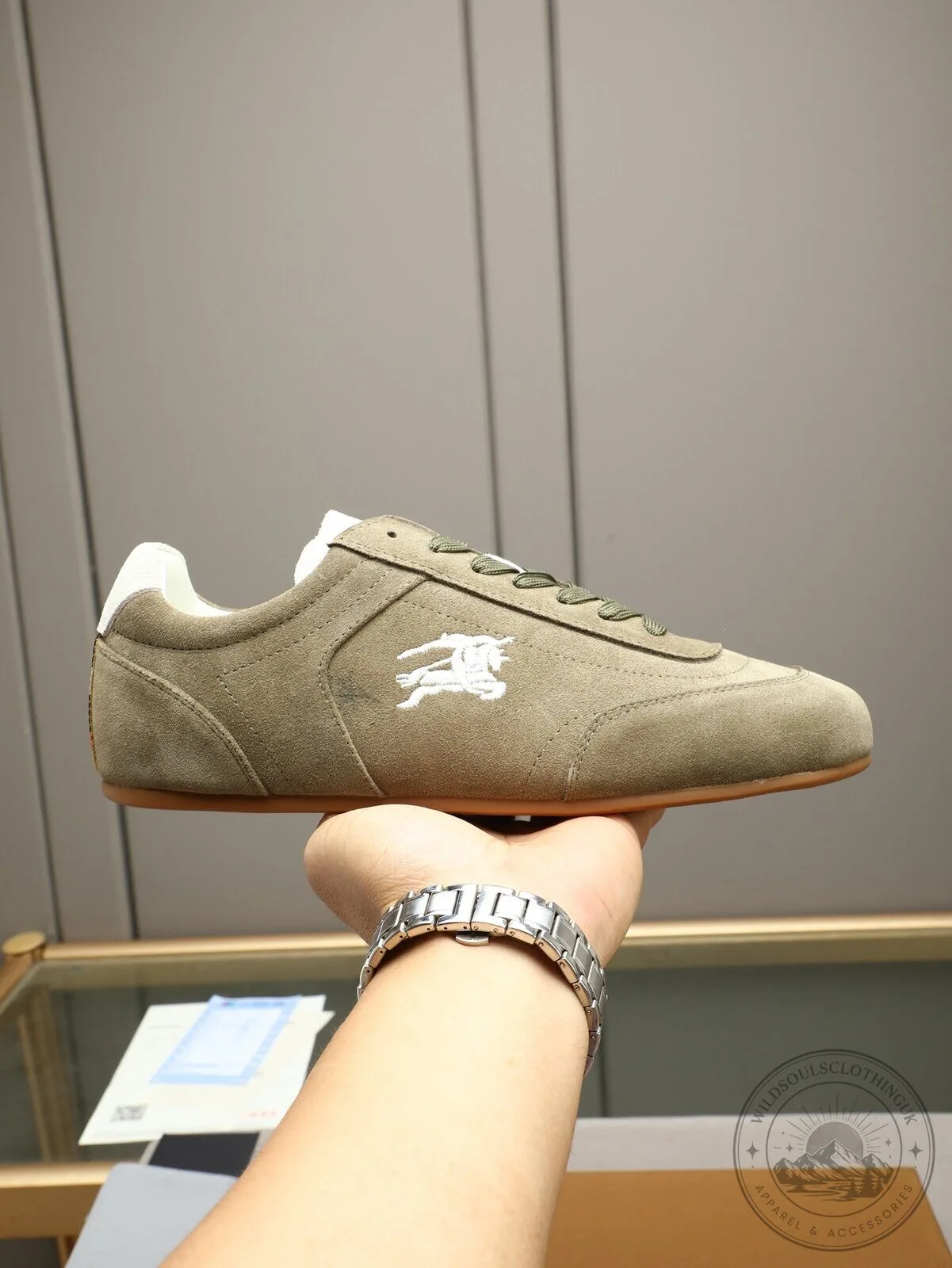 Burberry Equestrian Knight Logo Olive Green Suede Casual Sneakers 8 Burberry Equestrian Knight Logo Olive Green Suede Casual Sneakers